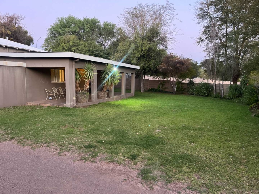3 Bedroom Property for Sale in Middelpos Northern Cape